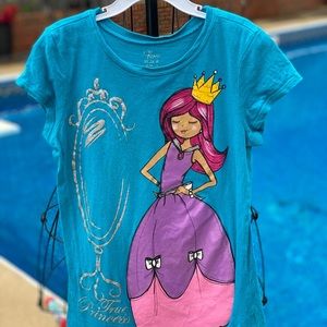 4 for $20 Children’s Place shirt. Size 7/8